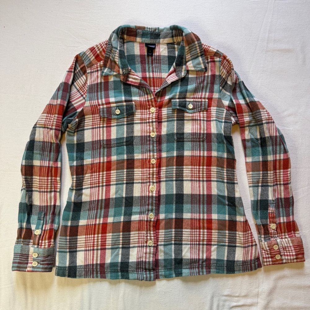 Patagonia Organic Cotton Women's Long Sleeve Fjord Flannel‎ Plaid Shirt Size 8 M